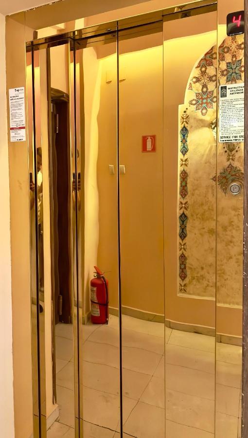 Piccolo Mondo By Citybookings Βουκουρέστι Εξωτερικό φωτογραφία