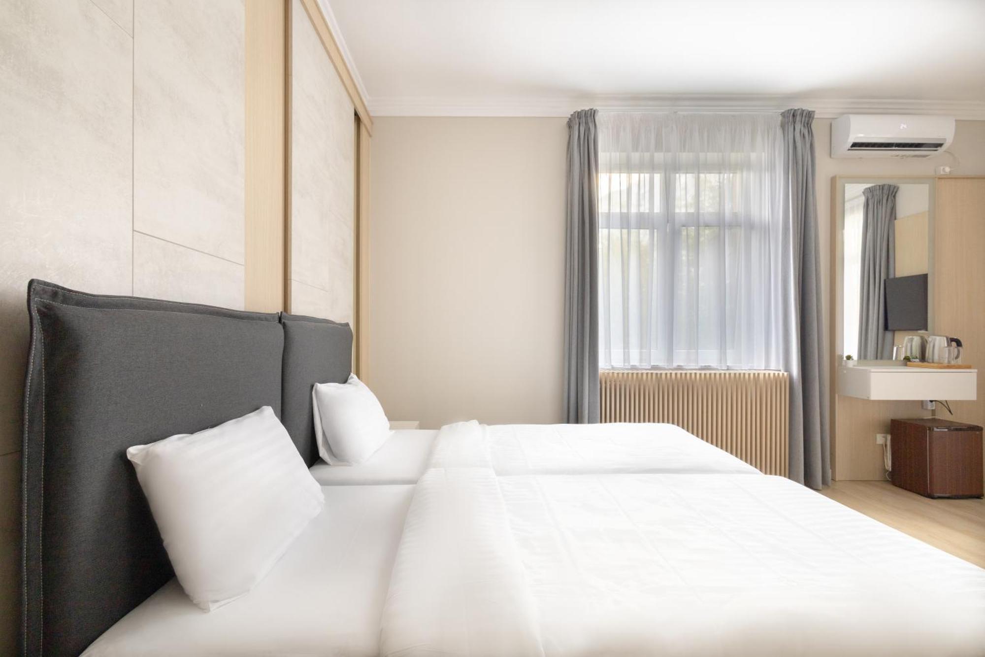 Piccolo Mondo By Citybookings Βουκουρέστι Εξωτερικό φωτογραφία